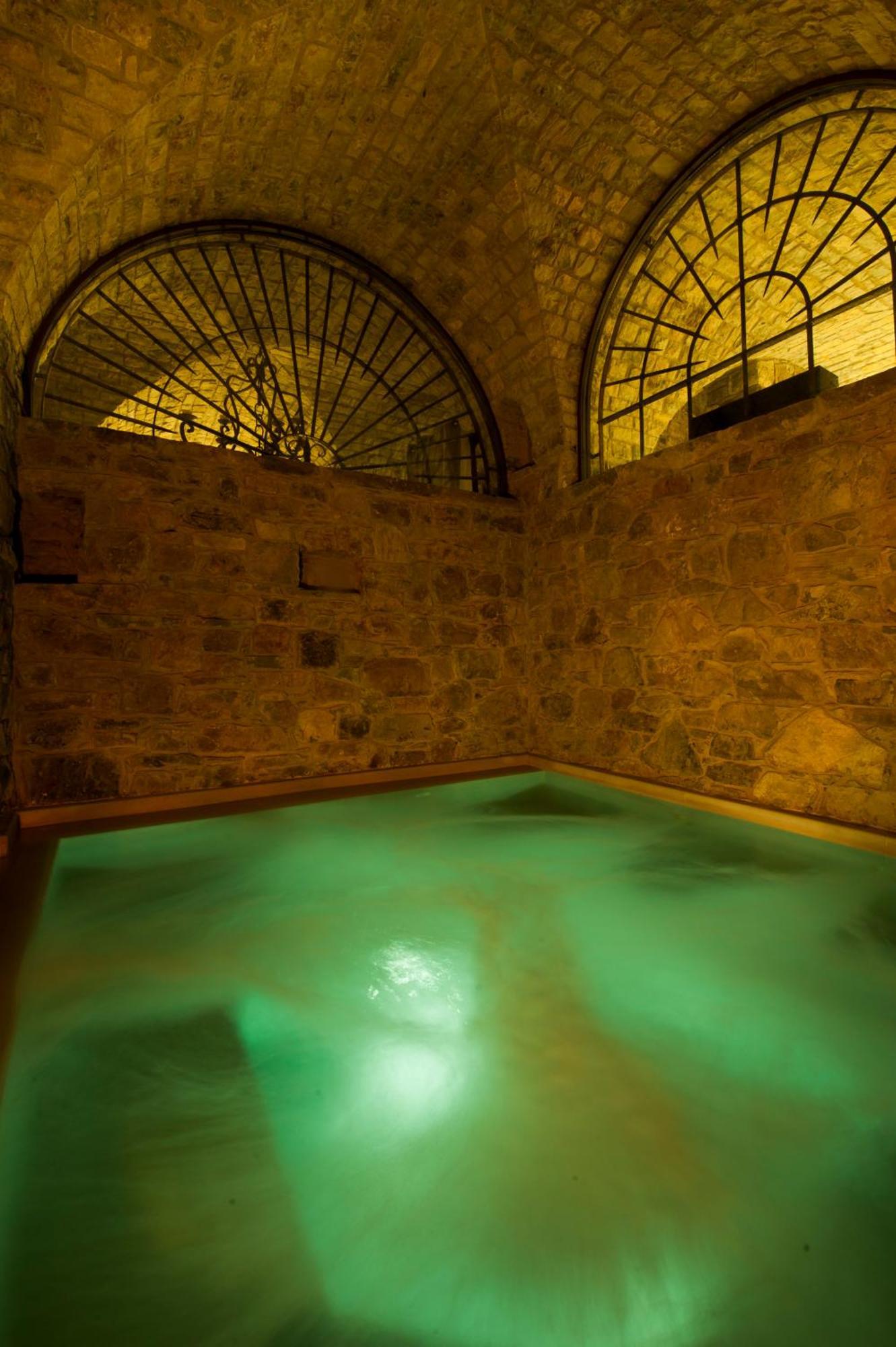 Eremito Hotel Parrano Екстериор снимка