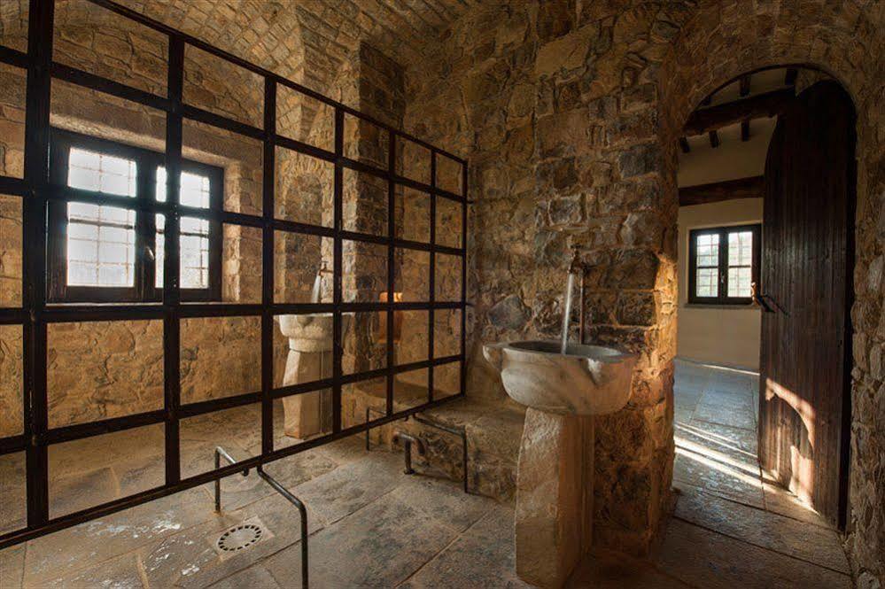 Eremito Hotel Parrano Екстериор снимка
