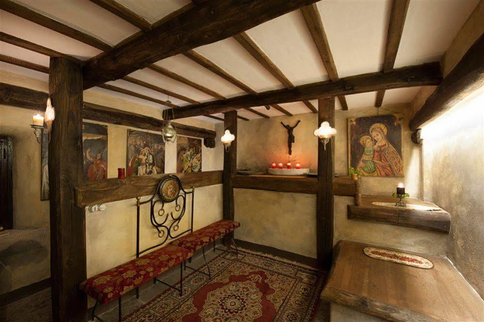 Eremito Hotel Parrano Екстериор снимка