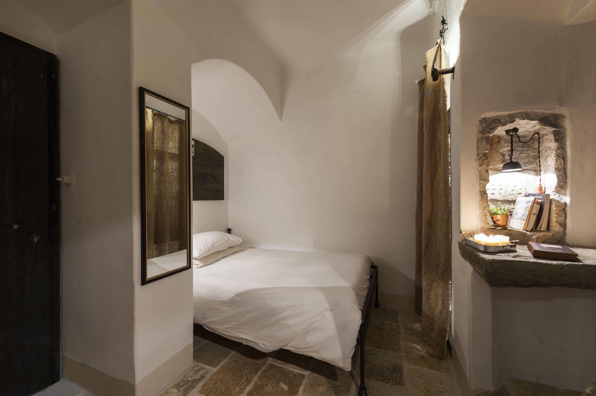 Eremito Hotel Parrano Екстериор снимка