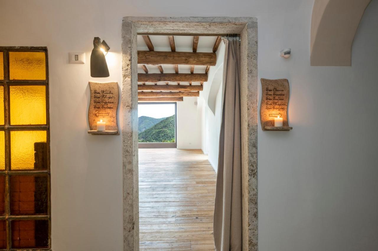 Eremito Hotel Parrano Екстериор снимка